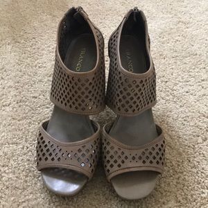 Franco Sarto Tan Sandals SZ 8